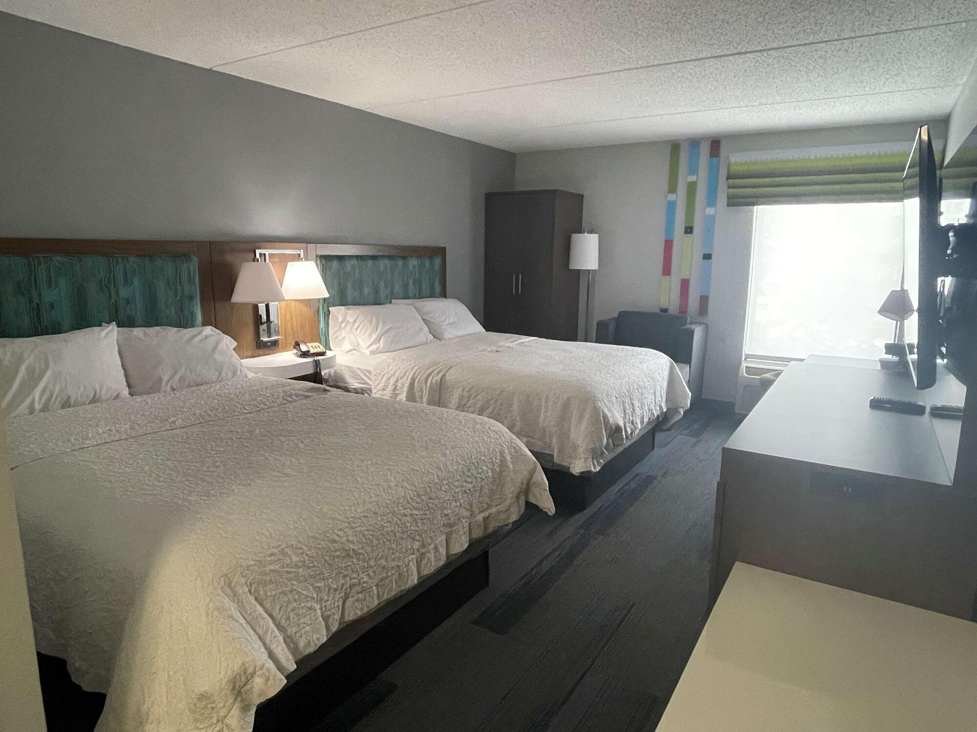 Hampton Inn Ridgefield Park Exterior photo