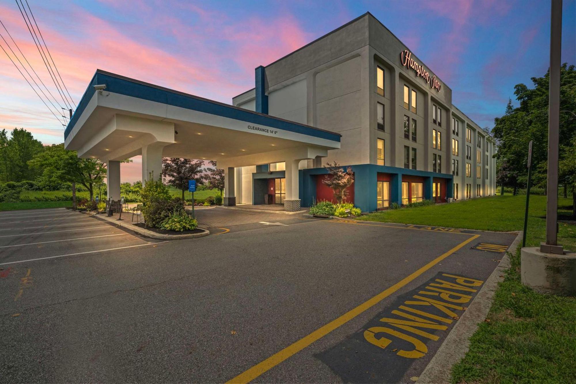 Hampton Inn Ridgefield Park Exterior photo